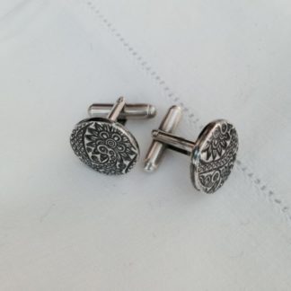 Cufflinks